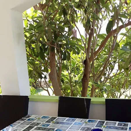 Apartment For Families With Children Lopar, Rab - 5024